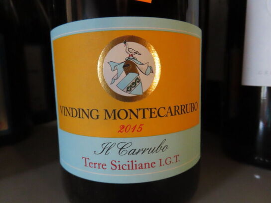 4 fl. rødvin, VINDING MONTECARRUBO 2015,  Terre Siciliane Il Carrubo