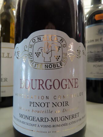 1 fl. rødvin, MONGEARD-MUGNERET BOURGOGNE 2008