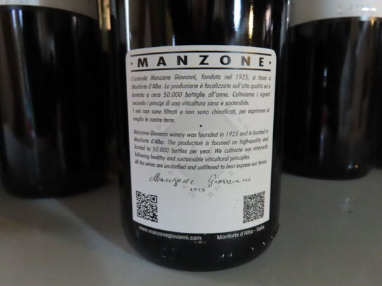 4 fl. rødvin, MANZONE BAROLO DOCG BRICAT 2012