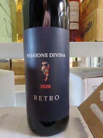 12 fl. rødvin, PASSONE DIVINA RETRO 2020