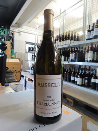 12 fl. rødvin, RUSSELCHARDONNAY CIENEGA VALLY 2022