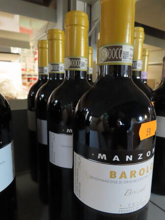 4 fl. rødvin, MANZONE BAROLO DOCG BRICAT 2012