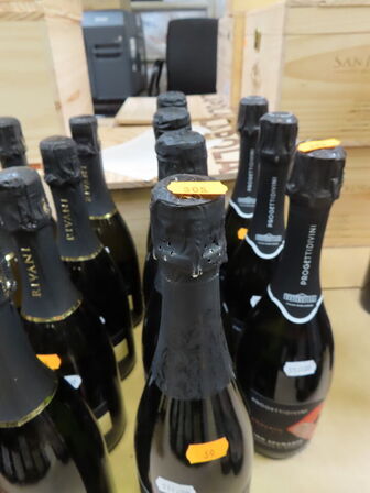 15 fl. musserende vin