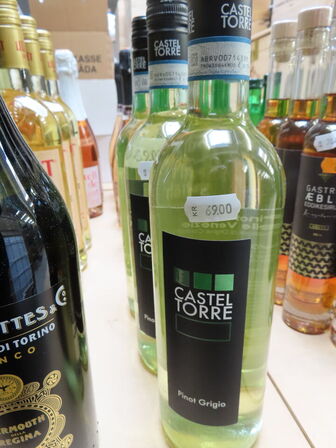 15 fl. blandet vin, hvidvin, rosevine og musserende vin