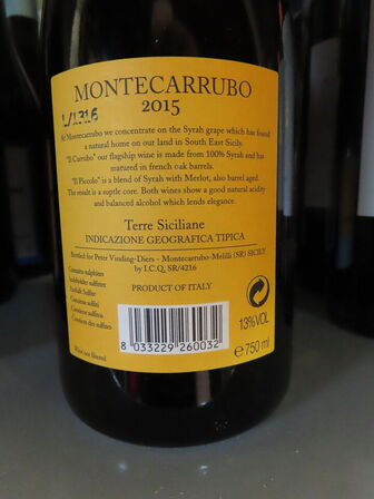 4 fl. rødvin, VINDING MONTECARRUBO 2015,  Terre Siciliane Il Carrubo