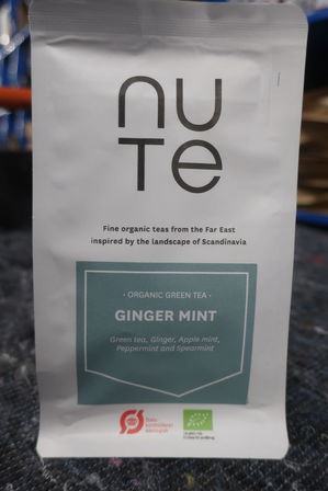 4 poser te NUTE Ginger Mint