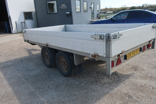 Trailer EDUARD PS 2720