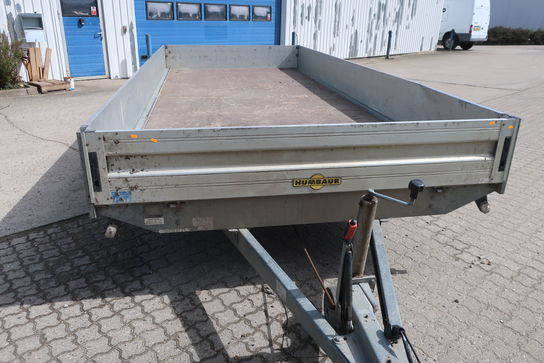 Trailer HUMBAUR 305121