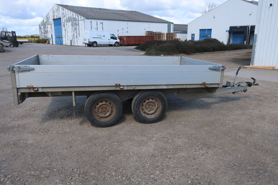 Trailer EDUARD PS 2720