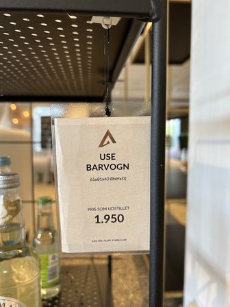 Barvogn Use samt 4 stk. champagneglas og tonics