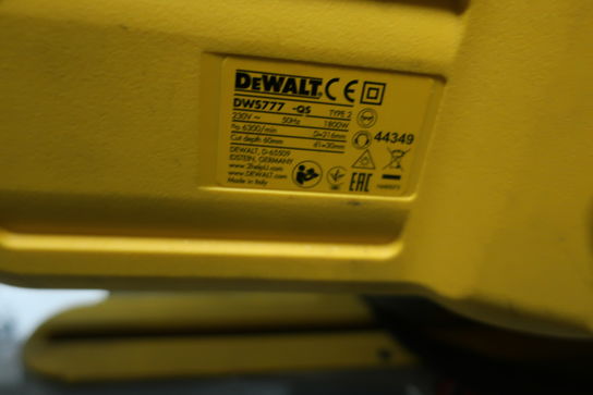 Kap-/geringssav DEWALT DWS777