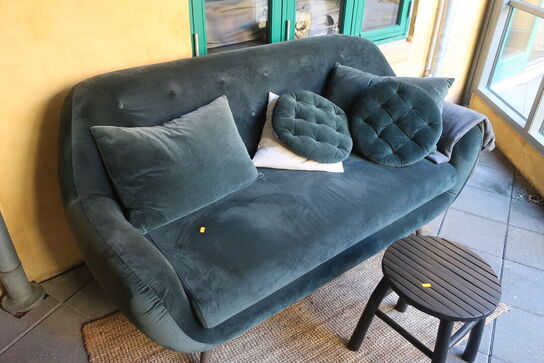2 stk. sofaer samt skammel