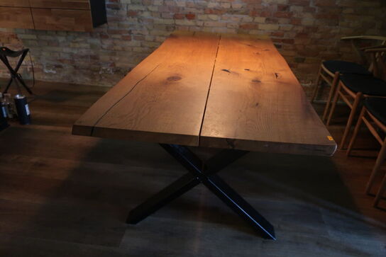 Spisebord MANI PINE