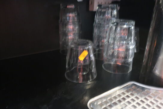 Kaffekander samt glas
