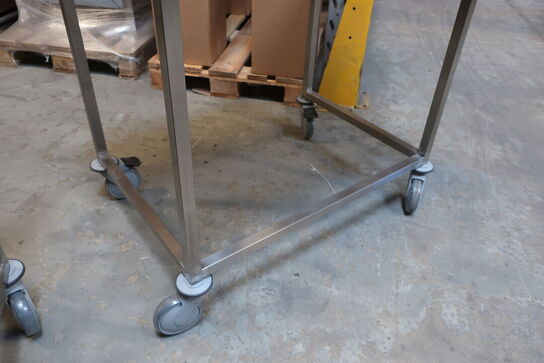 Arbejdsbord m/hjul B1000 x D700 x H900 mm
