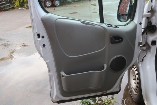 Varebil OPEL VIVARO 2,0 CDTI