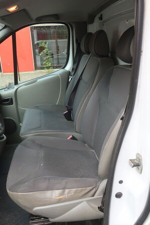 Varebil OPEL VIVARO 2,0 CDTI