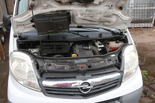 Varebil OPEL VIVARO 2,0 CDTI
